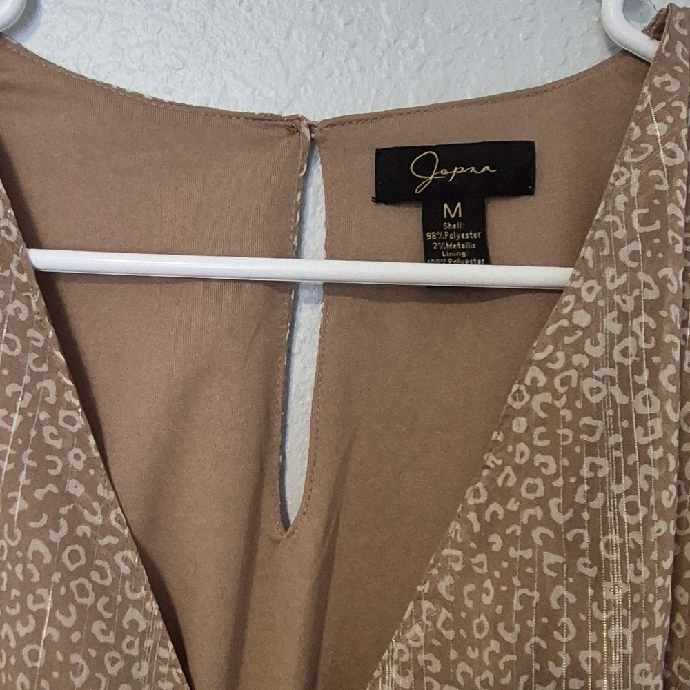 JAPNA Flowing Power Dress. - Picture 4 of 5